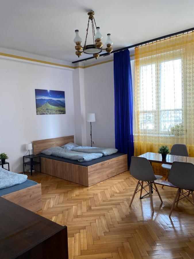 Vintage Rooms In Old Town كراكوفيا المظهر الخارجي الصورة